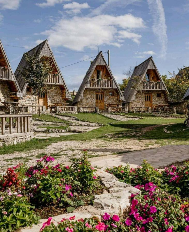 Eco Village Nevidio Poscenje Extérieur photo