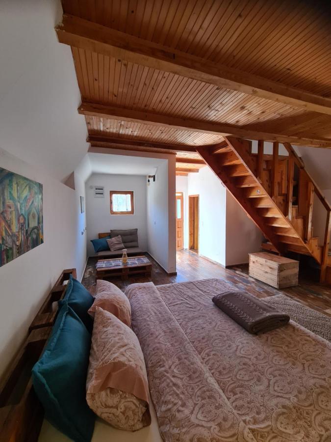 Eco Village Nevidio Poscenje Chambre photo