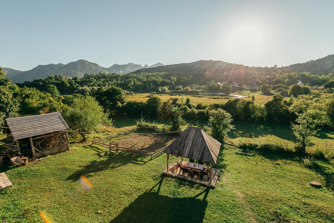 Eco Village Nevidio Poscenje Extérieur photo